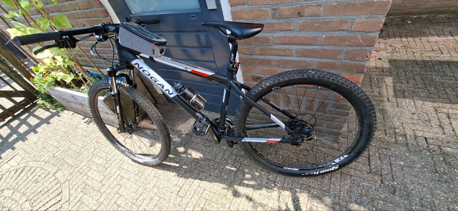 Nogan Mountainbike 27.5 inch
Medium (M): Lichaamsleng, Fietsen en Brommers, Fietsen | Mountainbikes en ATB, Hardtail, Velgrem