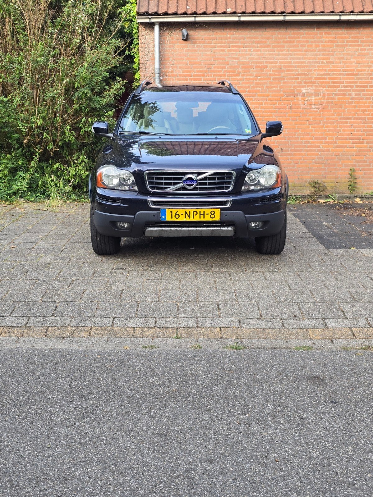 Volvo XC90 2.5 T Geartronic 2010 Blauw, Auto's, Beige, Blauw, 2521 cc, Origineel Nederlands