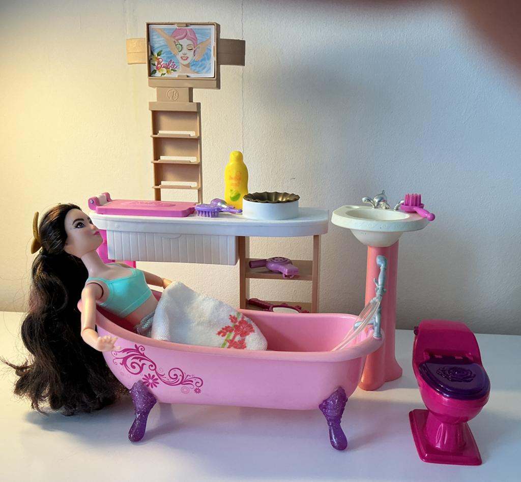 Barbie Spa Set met Pop en Accessoires, Ophalen of Verzenden, Zo goed als nieuw