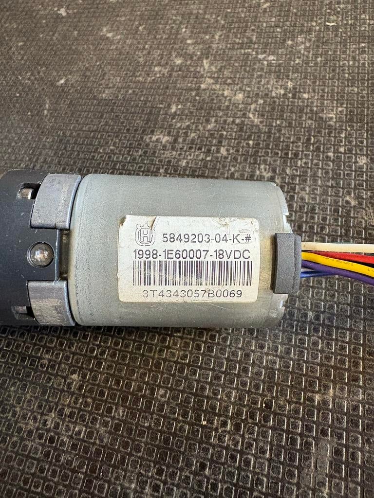 Foto 6 van Gereviseerde Wielmotor Husqvarna Automower / Gardena Robotma