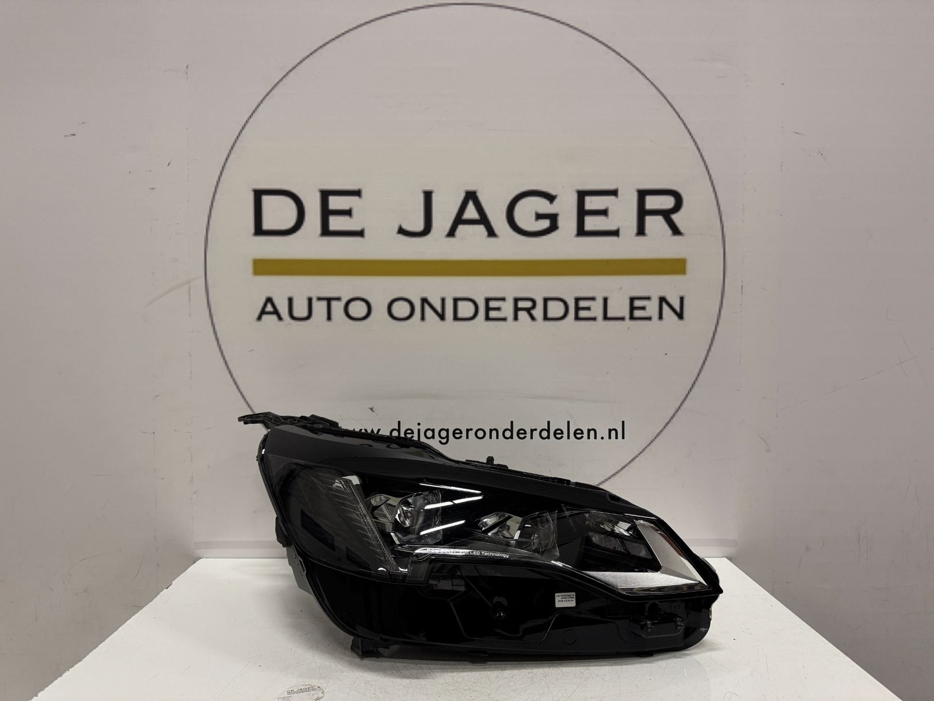 PEUGEOT 3008 5008 FACELIFT KOPLAMPEN 9836230580 9836230680, Auto-onderdelen, Verlichting, Taurusavenue 1
2132 LS  Hoofddorp, NL