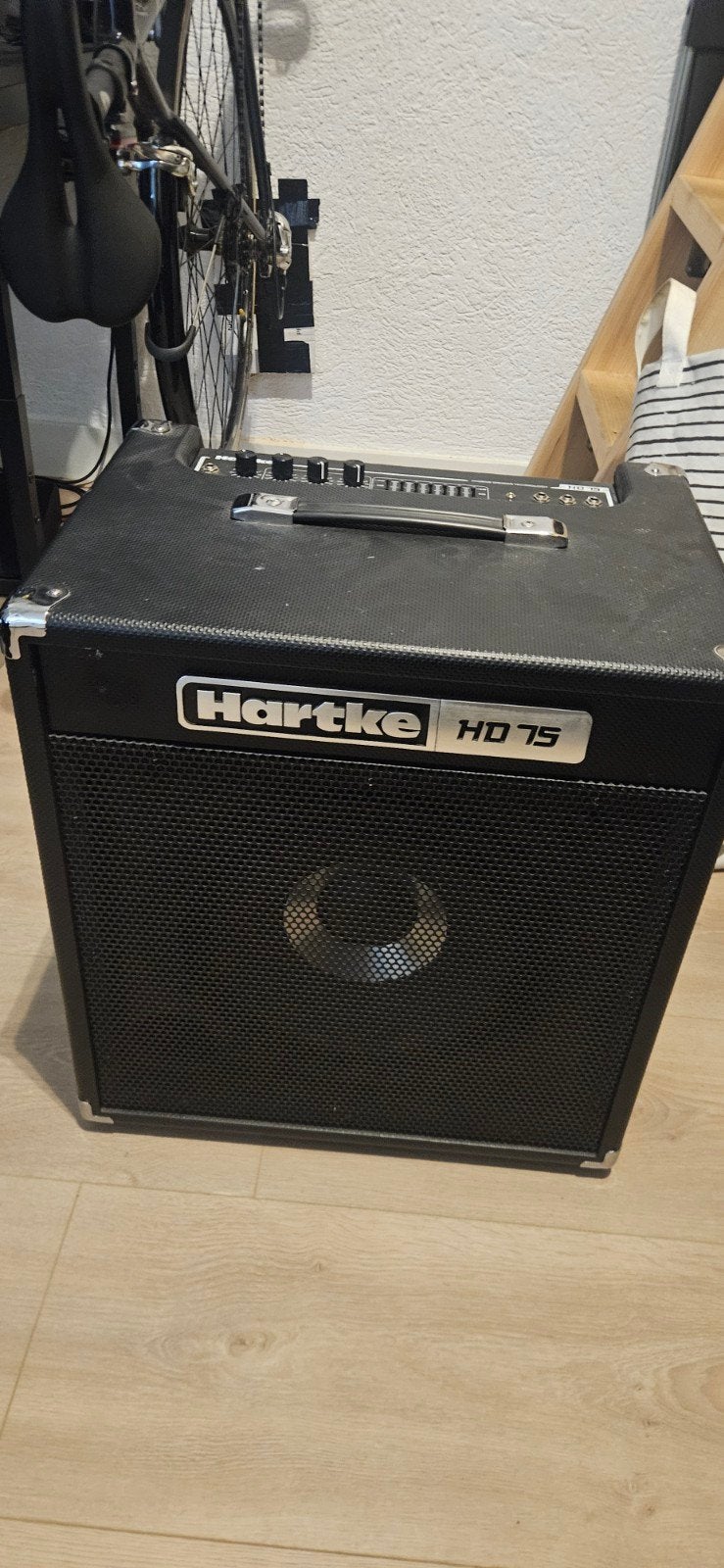 hartke hd75, Ophalen, Gebruikt, Basgitaar, 50 tot 100 watt