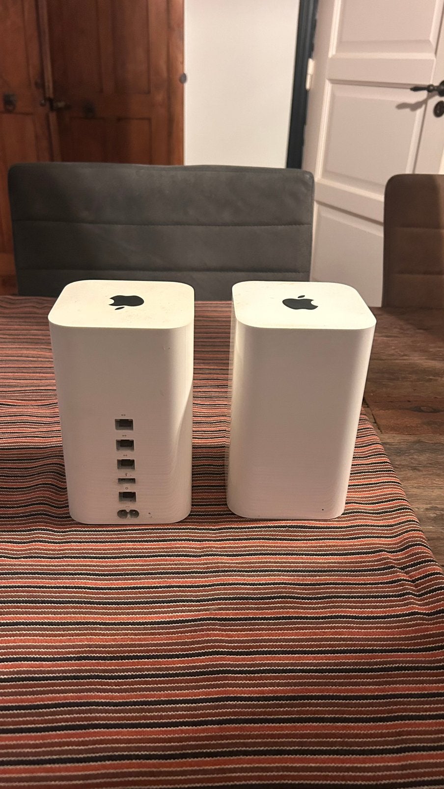 2 x Apple Airport Time Capsules 2TB, Ophalen of Verzenden, Zo goed als nieuw