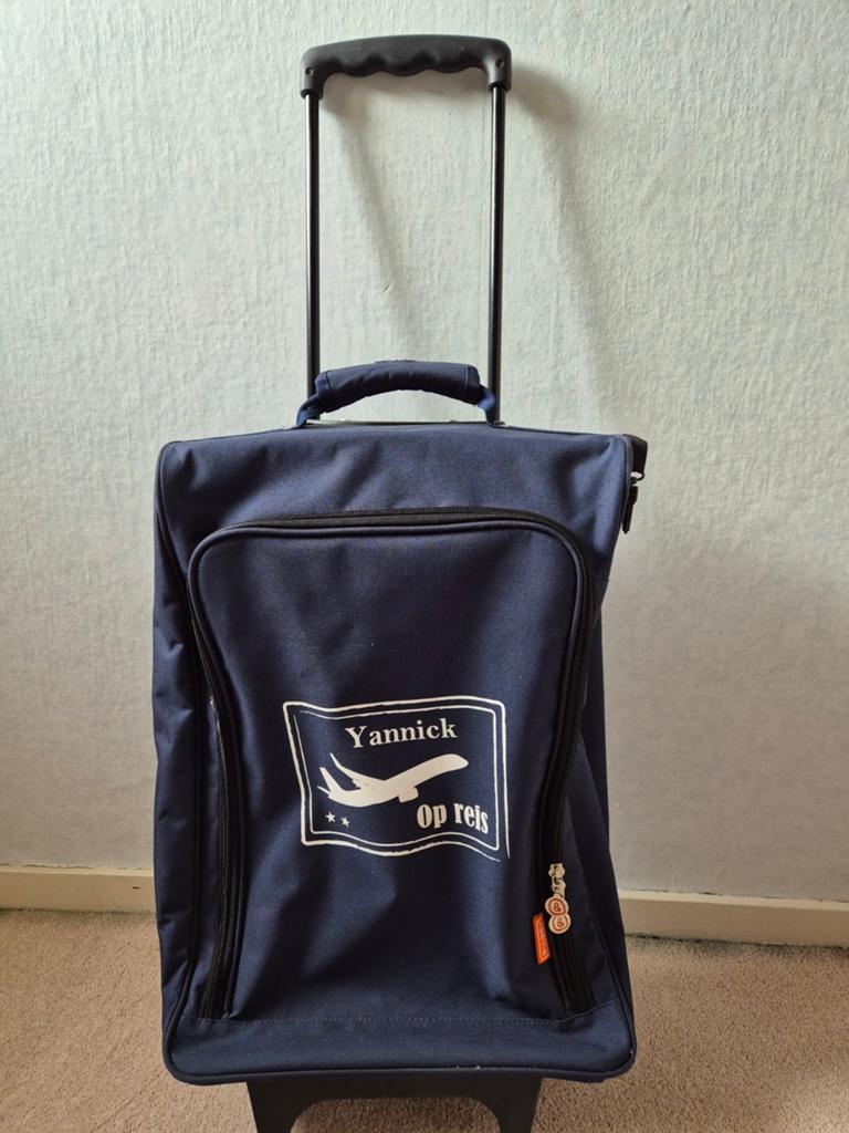 Te koop: een mooie leuke reiskoffer voor Yannick, Sieraden, Tassen en Uiterlijk, Koffers, Ophalen of Verzenden, Hard kunststof