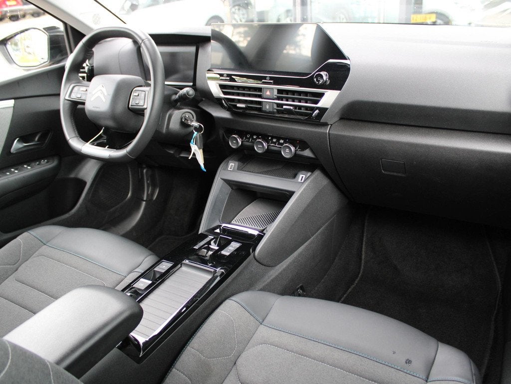 Citroen Ë-C4 FEEL 50 kWh | Apple Carplay / Climate / Camera, Auto's, 12 maanden, 136 pk, Gebruikt, Parkeersensor