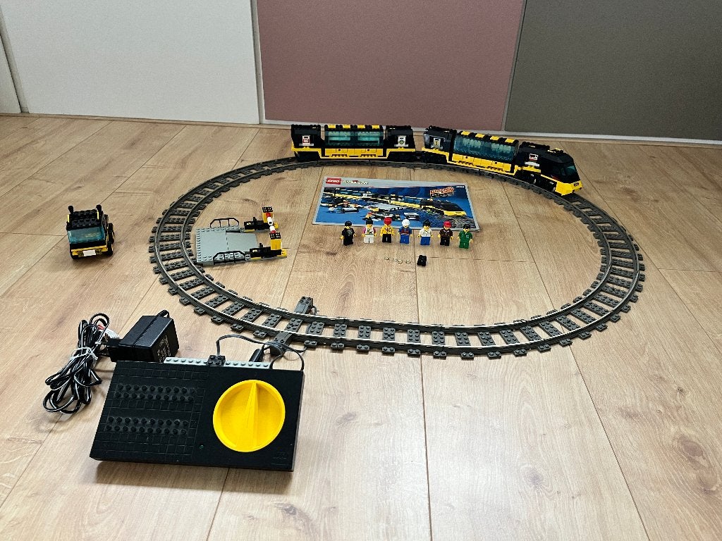 Lego 4559 Cargo Railway / Shuttle Express Trein, Kinderen en Baby's, Speelgoed | Duplo en Lego, Lego, Ophalen of Verzenden, Compleet