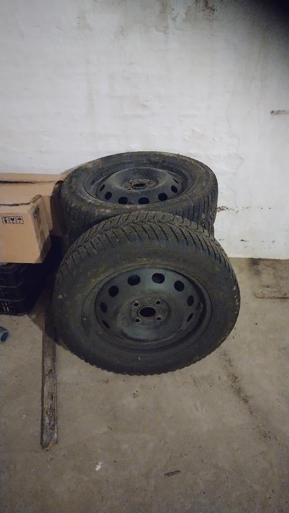 Set van 4 winterbanden (185/60 R15), Gebruikt, 15 inch, Band(en), Personenwagen