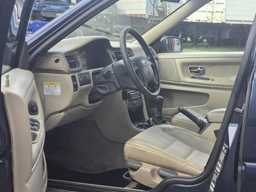 Volvo S70 2.5 Exclusive-Line Airco, Trekhaak, LMV, Bluetooth, Gebruikt, Beige, Blauw, Leder en Stof