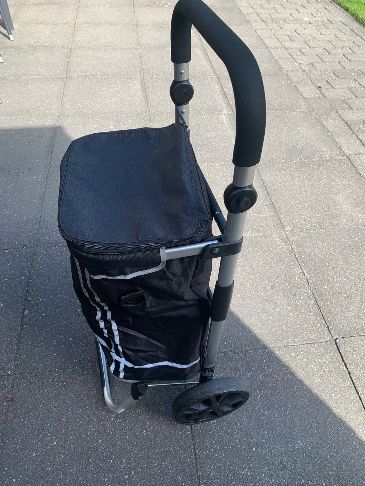 Boodschappen kar op wielen, Ophalen, Zo goed als nieuw, Zwart, 30 cm of meer