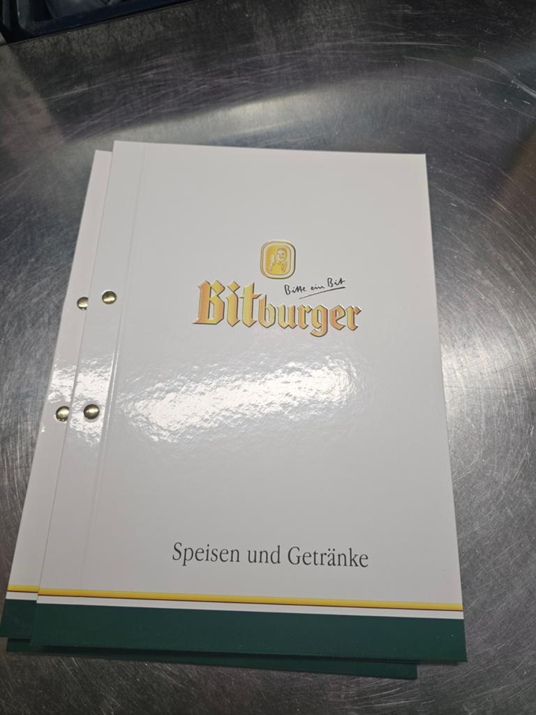 Bitburger Menu Omslag Boeken - Spiesen und Getränke, Ophalen, Zo goed als nieuw, Bitburger Brauerei, Folder