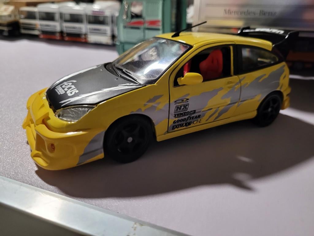 Ford focus rally, Burago, Ophalen of Verzenden, Zo goed als nieuw, Bburago