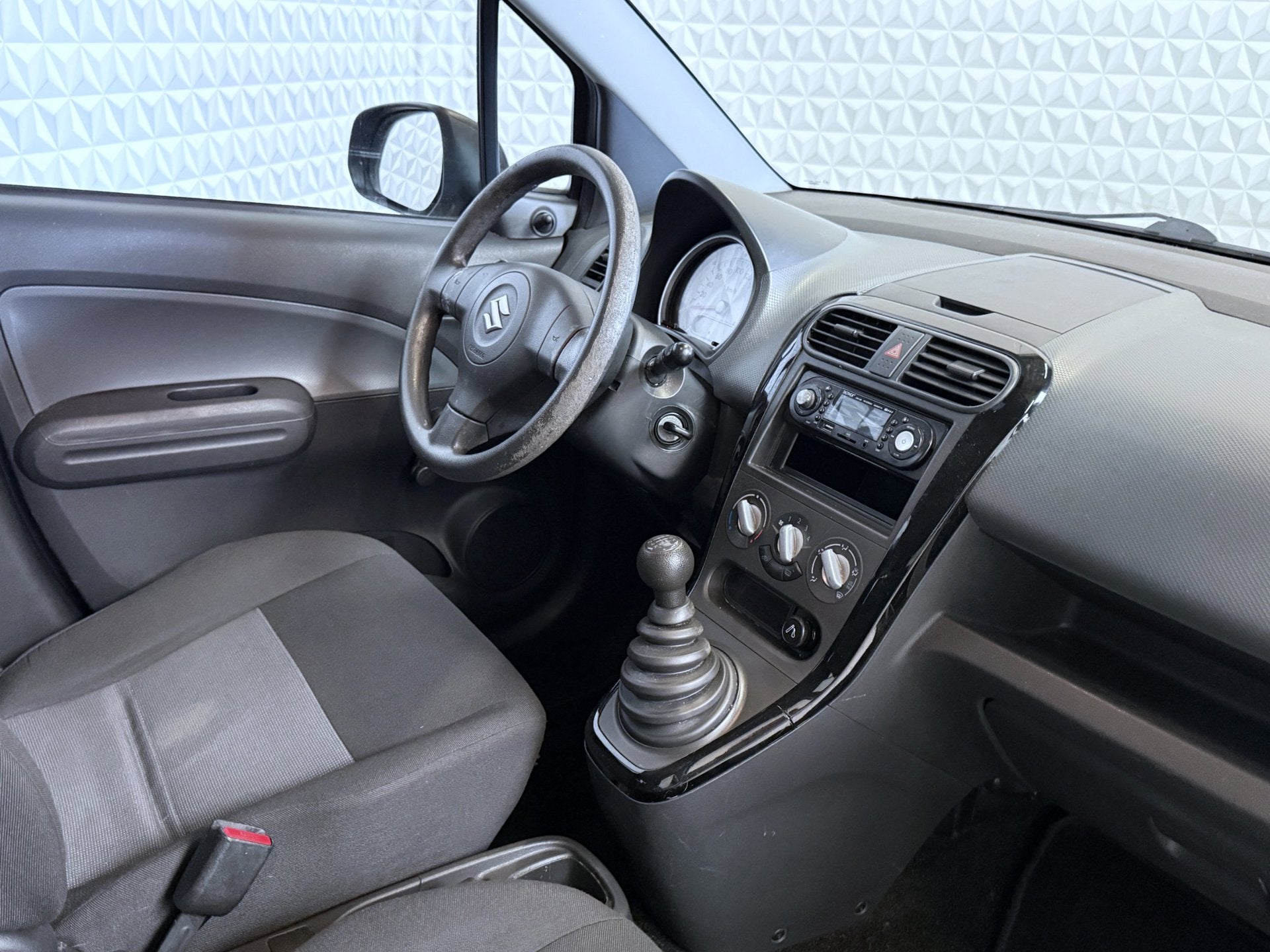 Suzuki Splash 1.0 Base STUURBEKRACHTIGING / 186.000km (2009), Auto's, Suzuki, Gebruikt, 31 €/maand, 996 cc, Origineel Nederlands