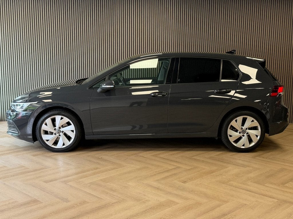 Volkswagen Golf 1.0 TSI Life Business CLIMA PDC CRUISE STOEL, Voorwielaandrijving, Stof, Gebruikt, Euro 6