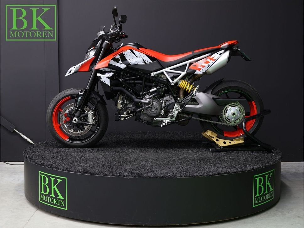 DUCATI HYPERMOTARD 950 RVE | BTW Motor, DUCATI, 2 cilinders, Motorrijbewijs A, Bedrijf