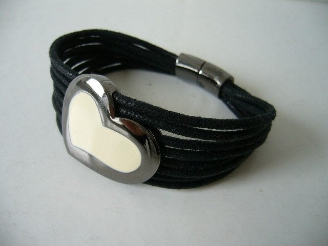 Armband met magneetsluiting nog splinternieuw, Ophalen of Verzenden, Nieuw, Zilver
