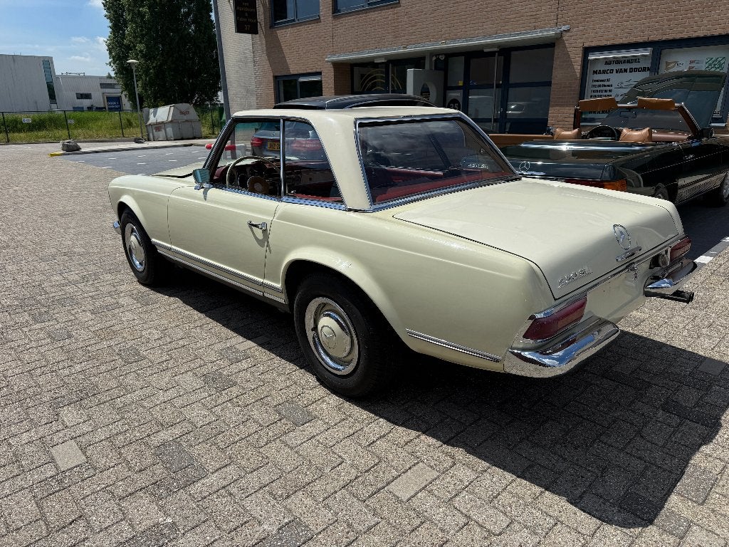 MERCEDES 250SL PAGODE 1967 CALIFORNIA, Auto's, Achterwielaandrijving, 2496 cc, Beige, Mercedes-Benz