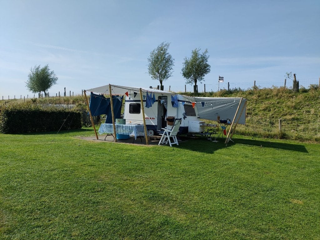uniek mooi gepimpte caravan, Caravans en Kamperen, Caravans, Vast bed, Tot en met 2, Particulier, Bürstner