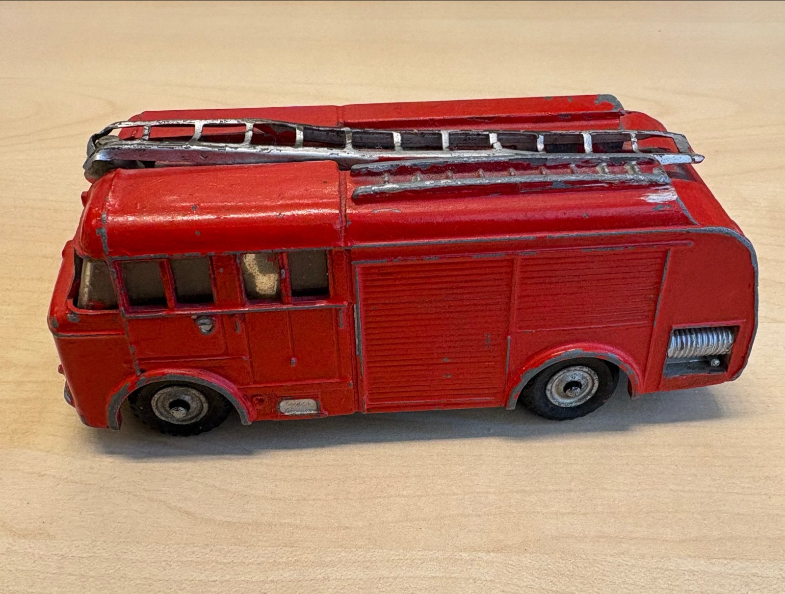 Dinky Toys Brandweerwagen 259 - Made in England, Gebruikt, Ophalen of Verzenden, Nb, Nb