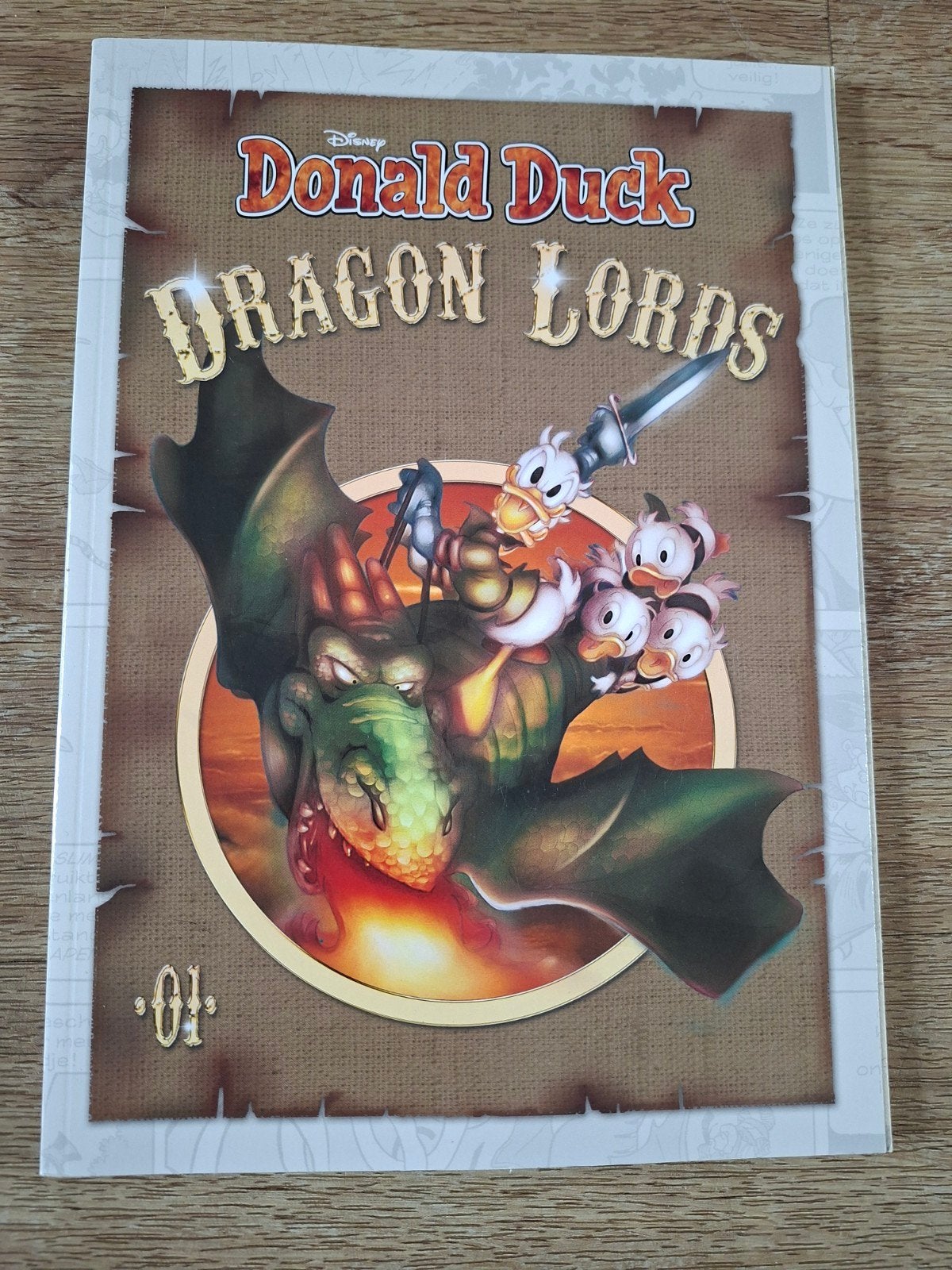 Dondald Duck Dragon Lords Deel 1, Eén stripboek, Ophalen of Verzenden, Zo goed als nieuw