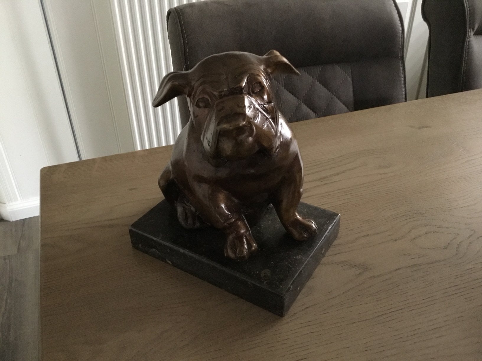 Antieke bronzen engelse bulldog op marmeren voet, Antiek en Kunst, Ophalen, Overige onderwerpen, Brons, Beeld