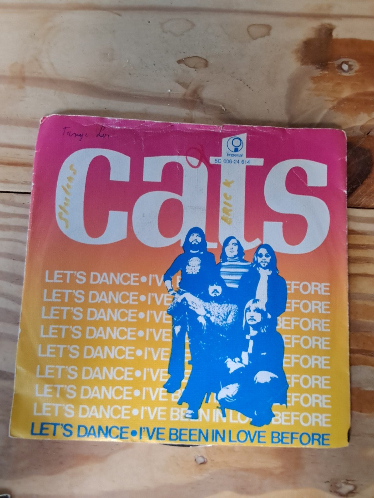 2x The Cats singles: Let's Dance & Be My Day, Gebruikt, Originele persing, 7 inch, Ophalen of Verzenden