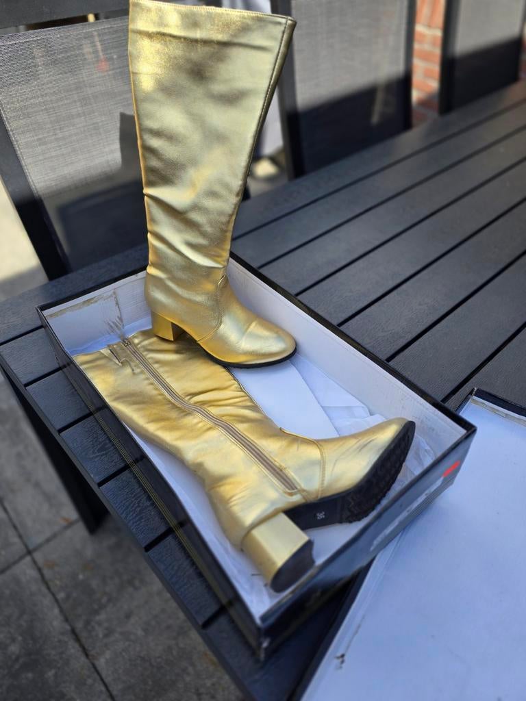 BIEDEN!!! Gouden laarzen maat 36 - Feestelijke look, Ophalen, Gedragen, Overige kleuren, Hoge laarzen