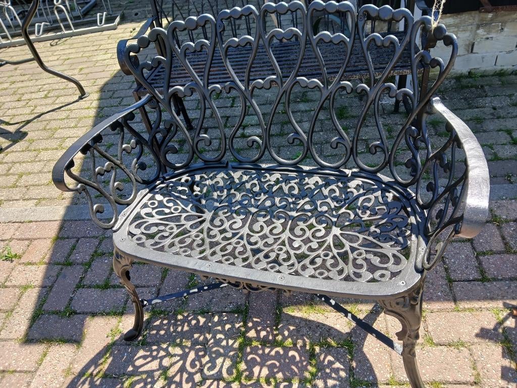 Hartjes  tuinbank, Ophalen