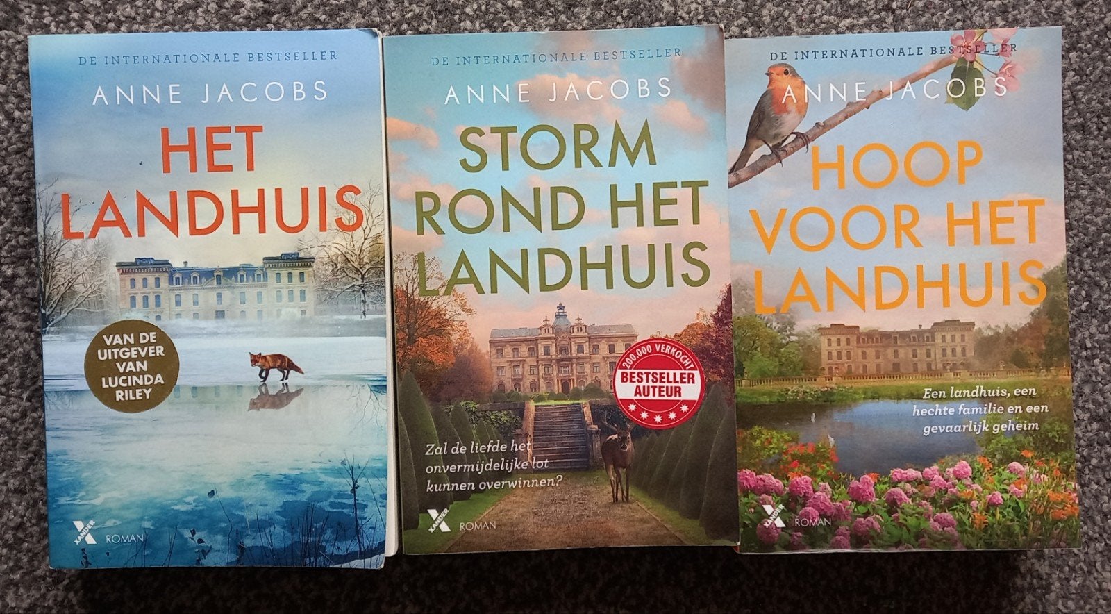 Het Landhuis Trilogie - Anne Jacobs (3 boeken), Boeken, Romans, Zo goed als nieuw, Nederland, Ophalen of Verzenden