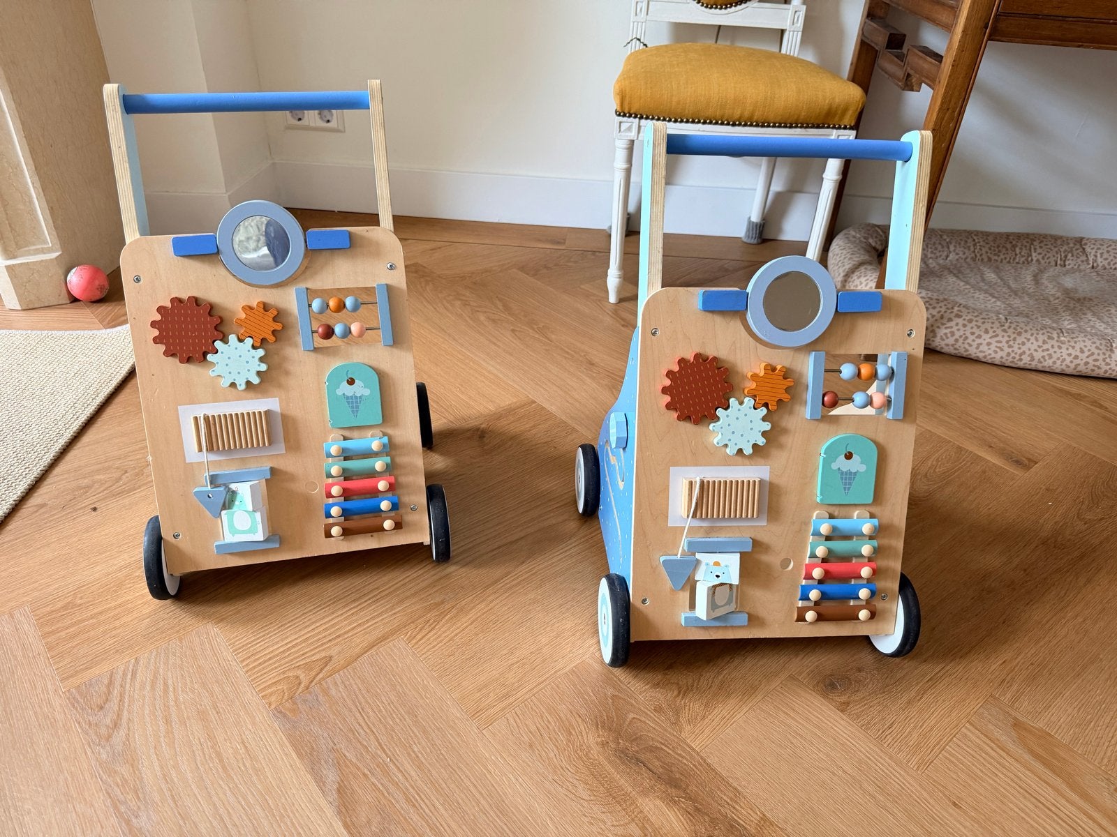 Luvion Loopwagen 2x - Houten Baby Walker met Activiteiten, Ophalen, Zo goed als nieuw, Overige typen, Met geluid