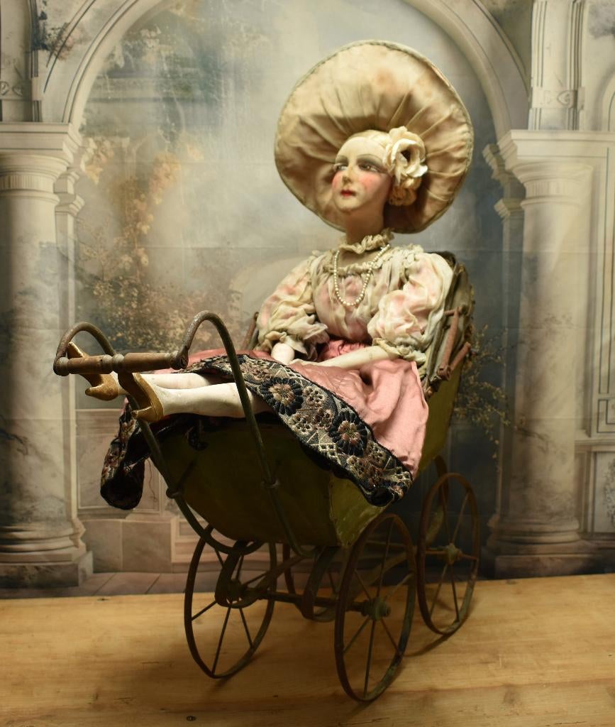 Oude Franse Sofadol."Uit Aletta's Tijd", Ophalen of Verzenden