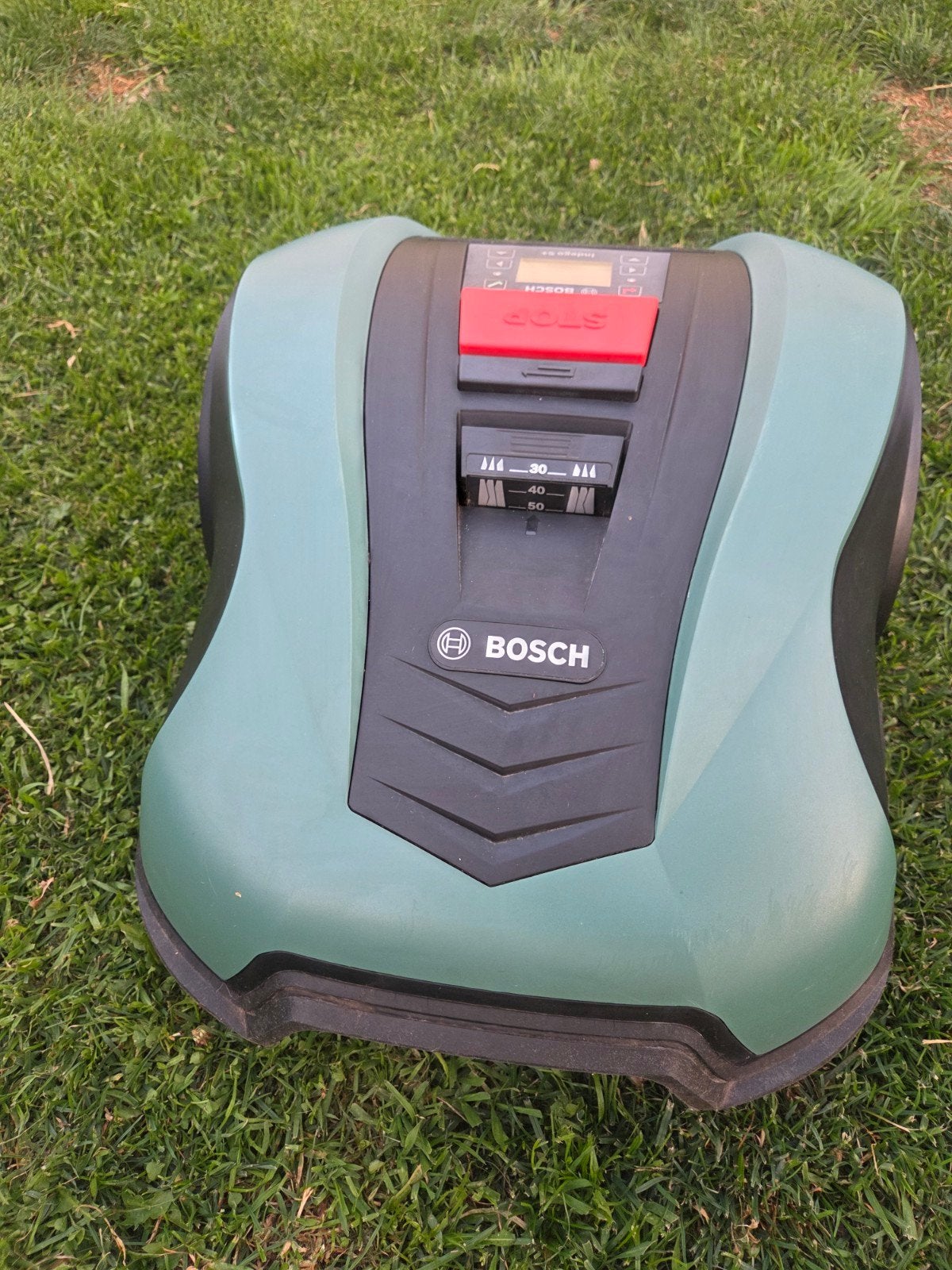 Bosch Indego S+ 350 met laadstation en garage, Tuin en Terras, Robotmaaiers, Ophalen of Verzenden, Nieuw, Minder dan 20 cm