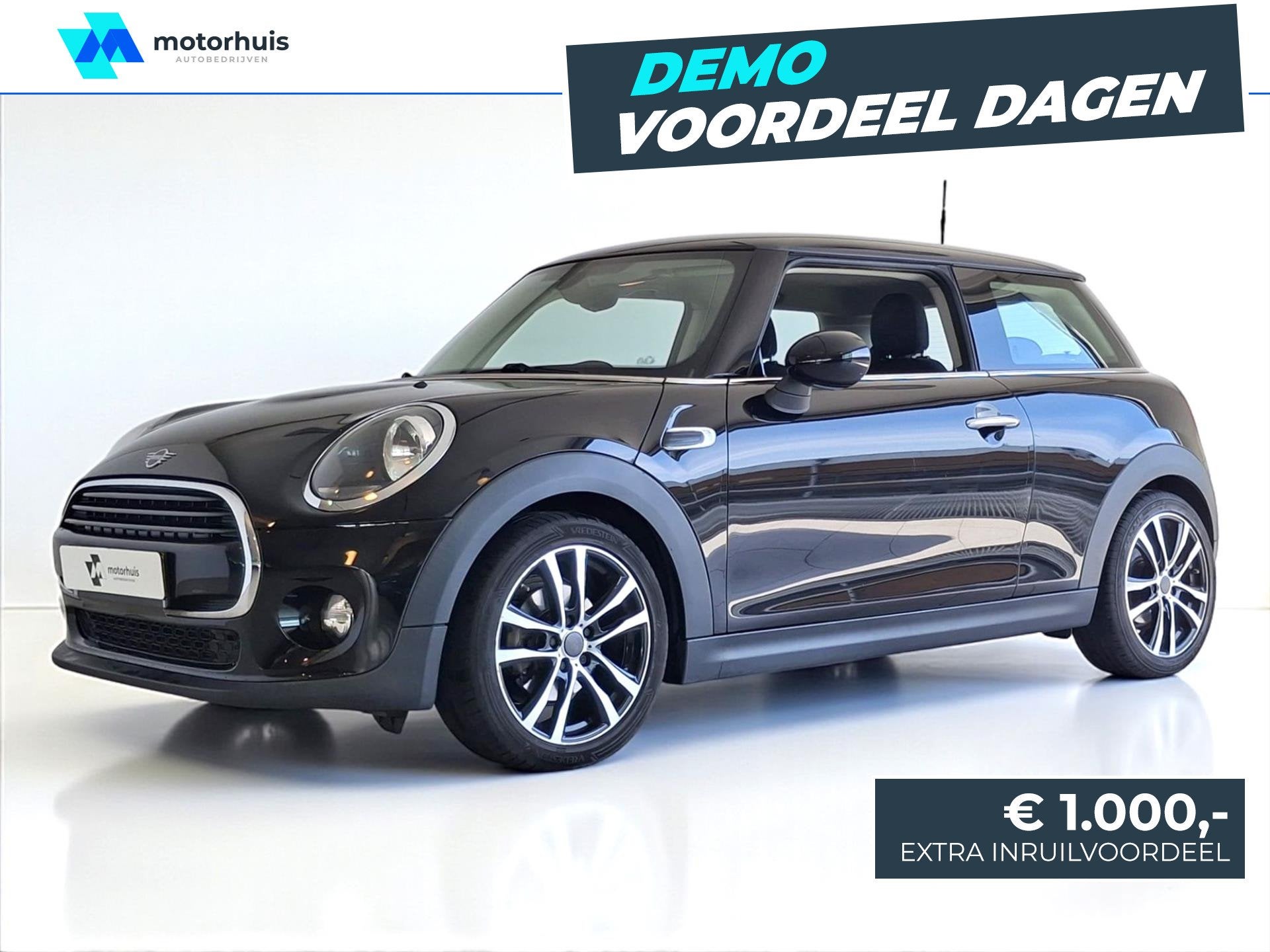 Mini Cooper 1.5 136pk APPLE CARPLAY NAVI AIRCO BLUETOOTH, 136 pk, Gebruikt, 4 stoelen, Bedrijf