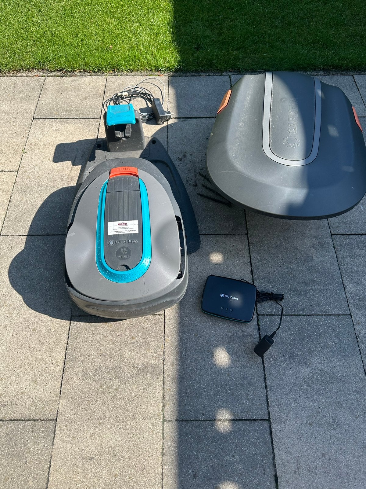 Gardena Smart SILENO City 250 robotmaaier met laadstation, Ophalen, Cirkelmaaier, Gebruikt, Minder dan 30 cm