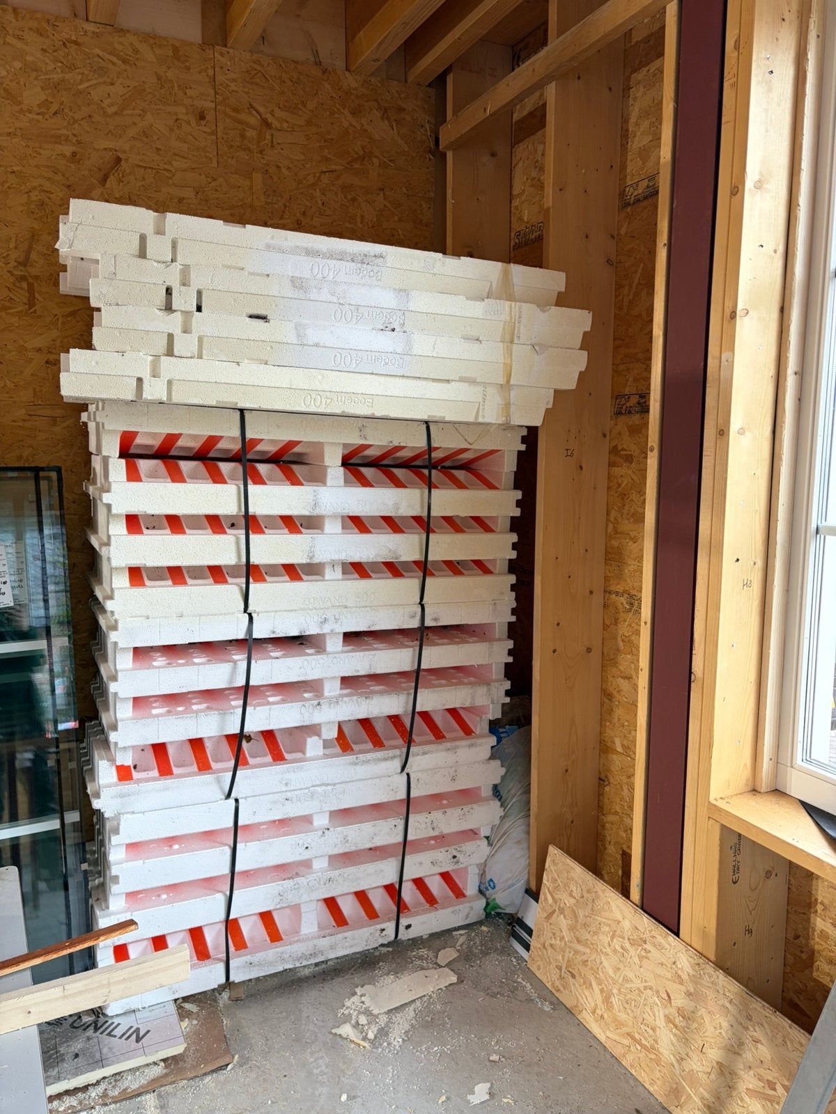ISO bouwkist – piepschuim wanden en bodemplaten, Zo goed als nieuw, 15 m² of meer, Piepschuim (Tempex), Ophalen