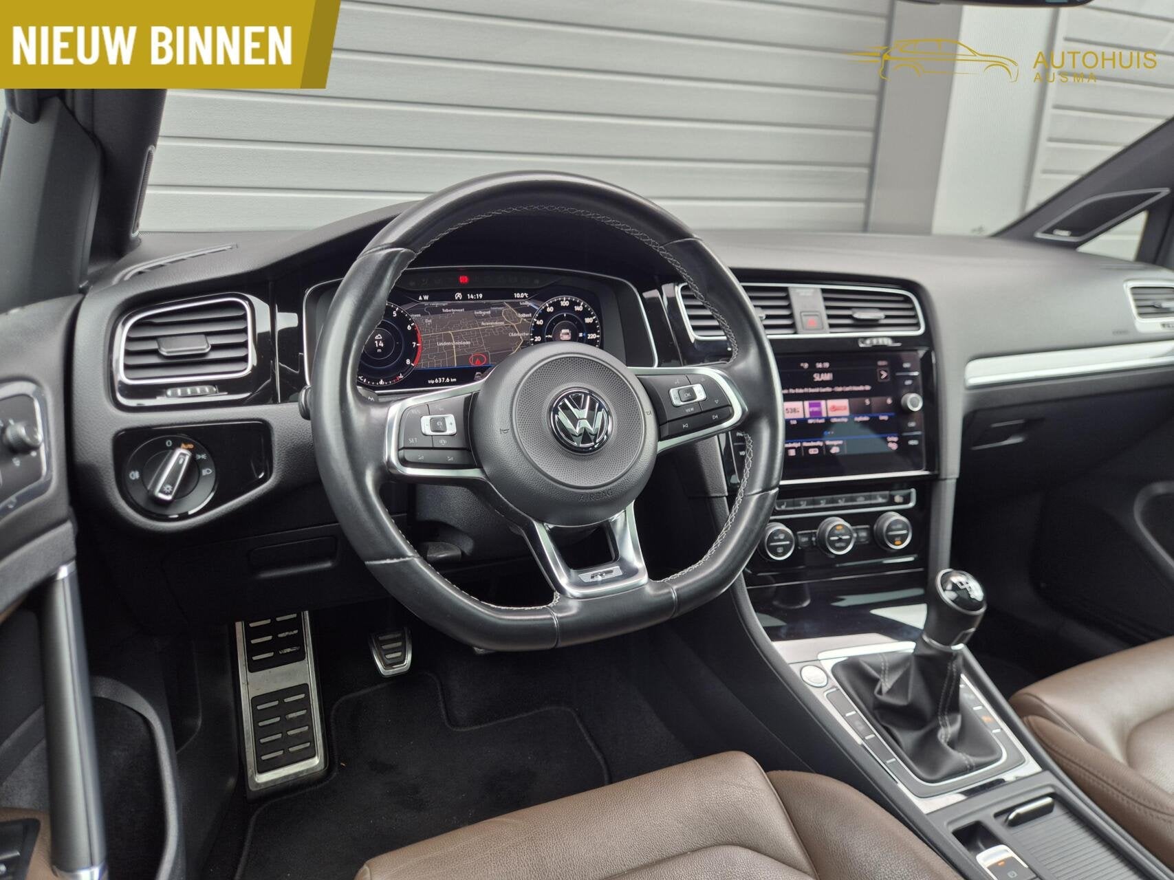 Volkswagen Golf 1.5 TSI Highline R-Line/Pano/ACC/Trekhaak/Le, 4 cilinders, Blauw, Bedrijf, Handgeschakeld