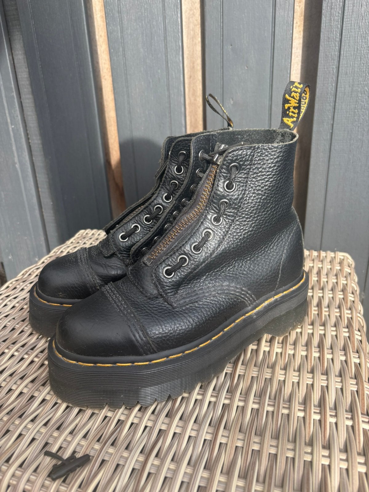 Dr martens Sinclair, Kleding | Dames, Ophalen, Zwart, Lage of Enkellaarzen, Zo goed als nieuw