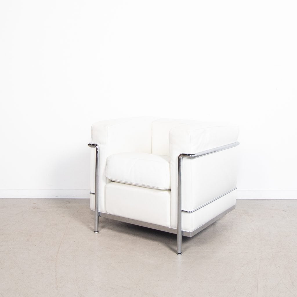 Cassina LC2 Fauteuil Wit Leer, Niet ingevuld, Zo goed als nieuw, Niet ingevuld, Niet ingevuld