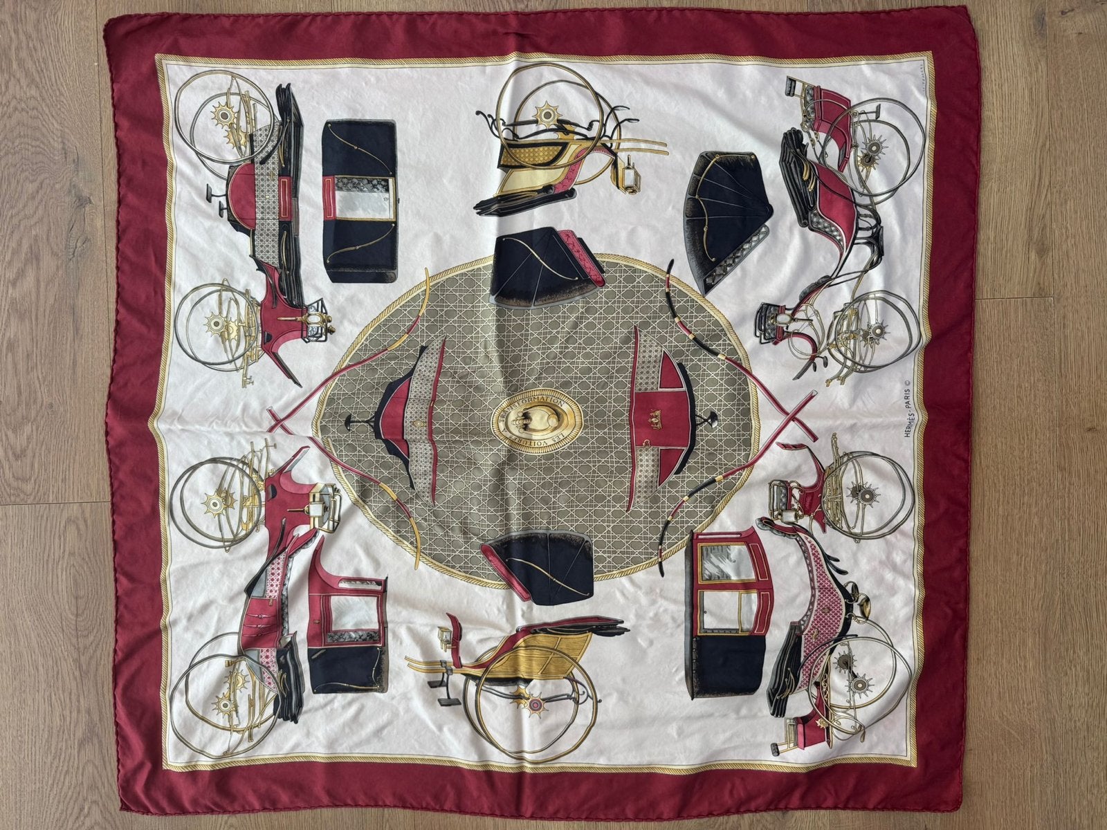 Vintage Hermès zijden sjaal - "Attelage", Ophalen, Zo goed als nieuw