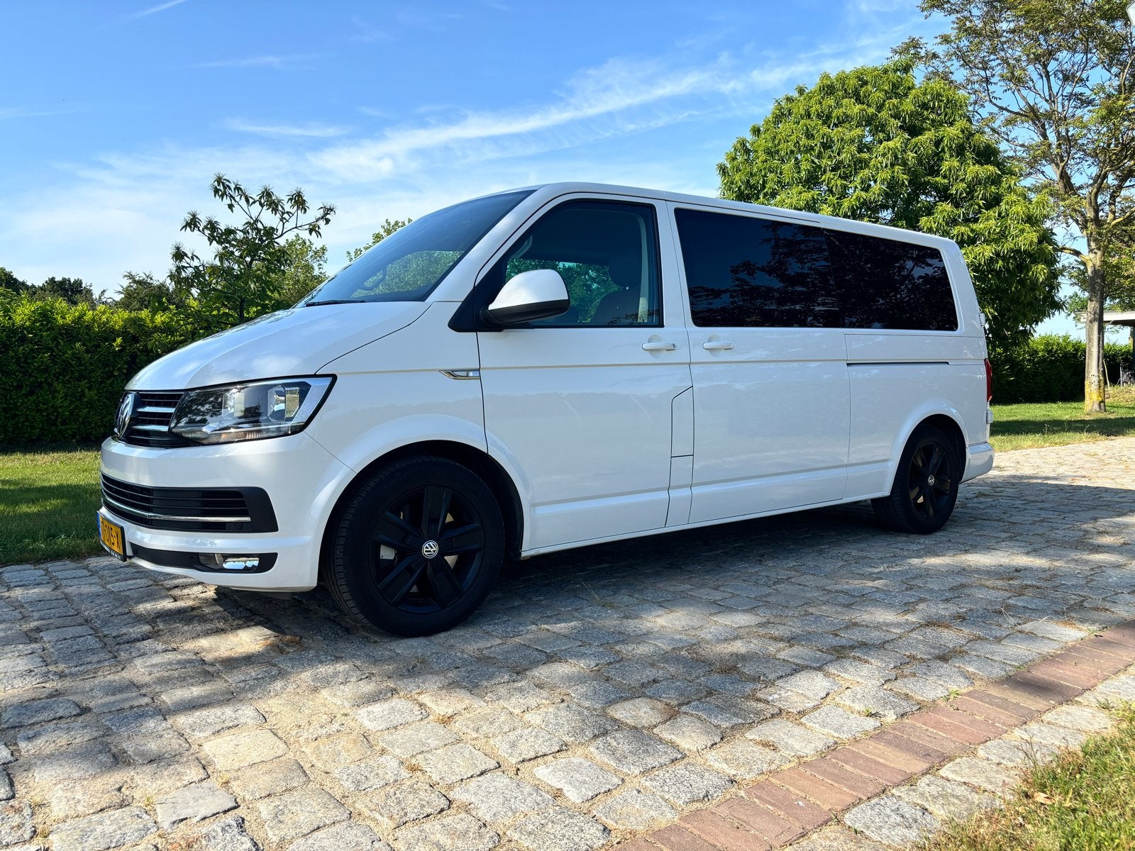 Volkswagen Transporter 2.0 TDI leder dubbele cabine NAP, Euro 6, 4 cilinders, 2500 kg, Wit