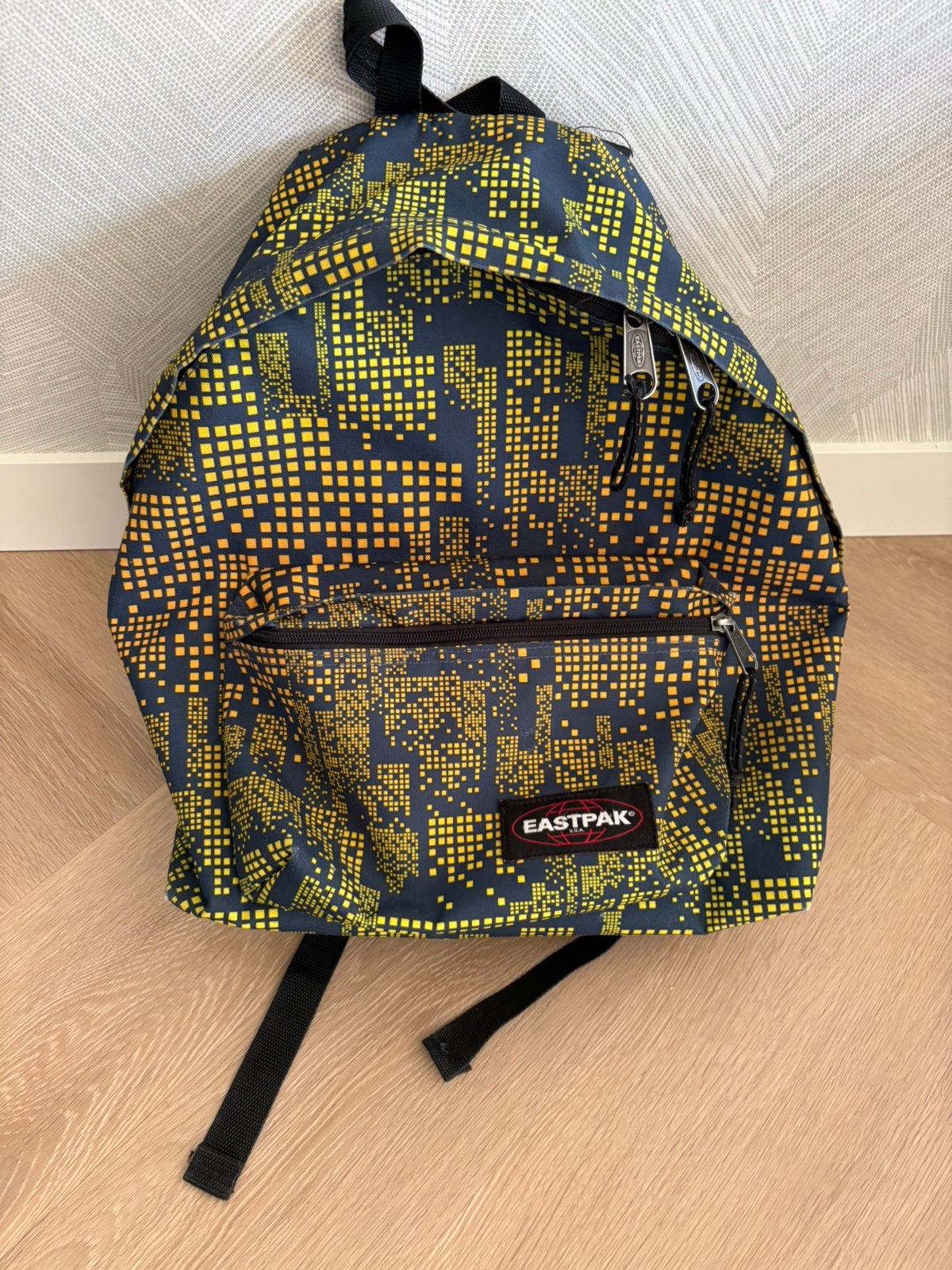 Eastpak Rugzak, Sieraden, Tassen en Uiterlijk, Tassen | Rugtassen, Ophalen, Gebruikt, 25 tot 40 cm, 30 tot 45 cm