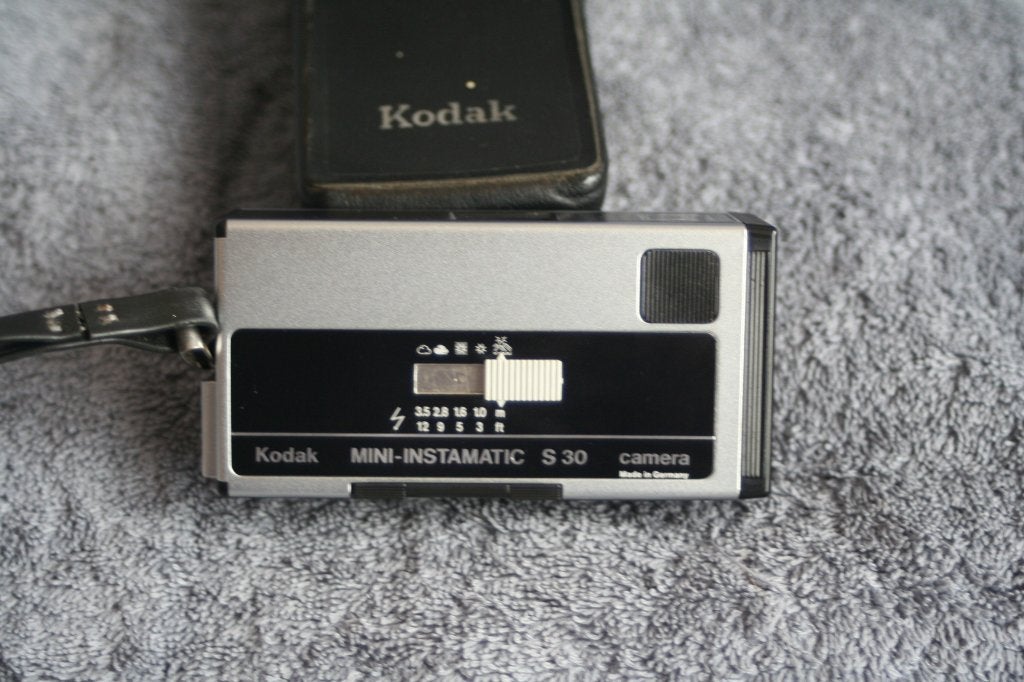 Mooie oude camera KODAK MINI-INSTAMATIC S 30, Audio, Tv en Foto, Ophalen of Verzenden, Gebruikt, Compact, Kodak