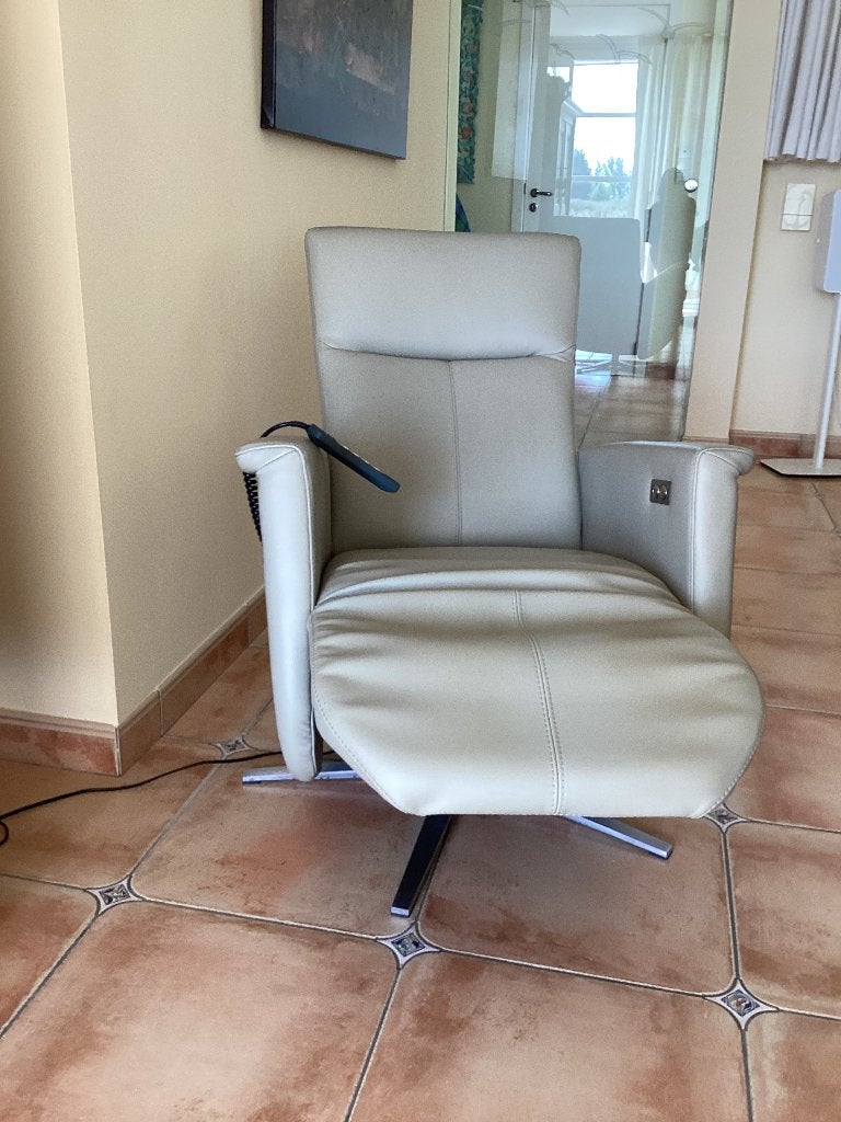 Supermooie Prominent sta-op relax (3 motoren)SMAL Als nieuw!, Ophalen, Minder dan 75 cm, Leer, Zo goed als nieuw