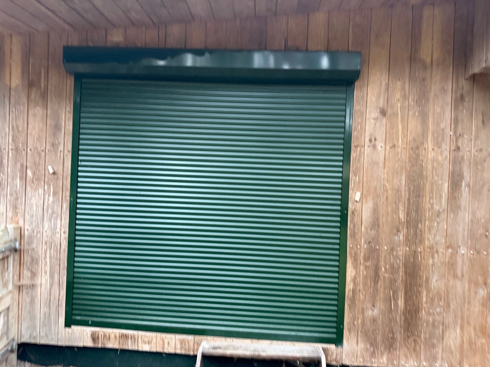 Elektrisch rolluik 218,3x218cm - met afstandsbediening, Doe-het-zelf en Verbouw, Rolluiken, Ophalen, Overige kleuren, 200 cm of meer