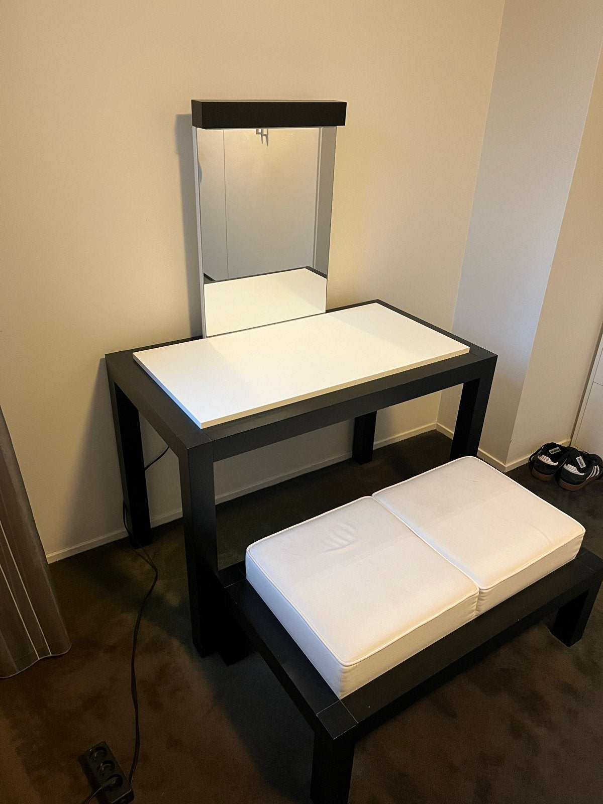 Kaptafel met spiegel en bankje - Zwart/Wit, Ophalen, Gebruikt, Hout, 100 tot 150 cm