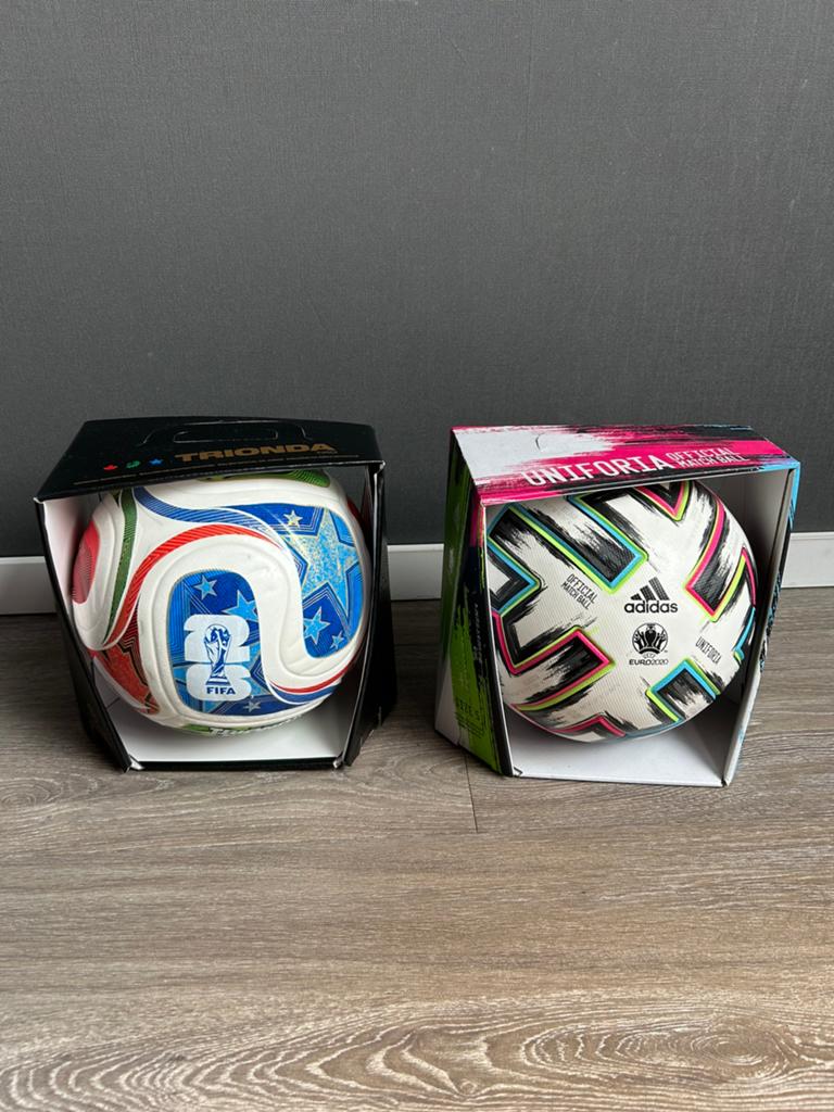Wk 2026 en ek 2020 official matchball, Ophalen of Verzenden, Zo goed als nieuw, Overige materialen