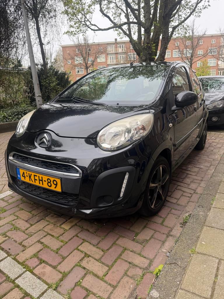 Citroën C1 1.0i 5D benzine 2013 Zwart NAP 200k gelopen, Auto's, Voorwielaandrijving, Euro 5, Stof, Zwart