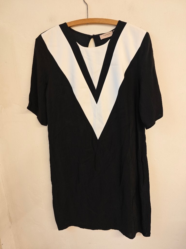 Jurk Twinset, Zwart, Maat 42/44 (L), Nieuw, Ophalen of Verzenden
