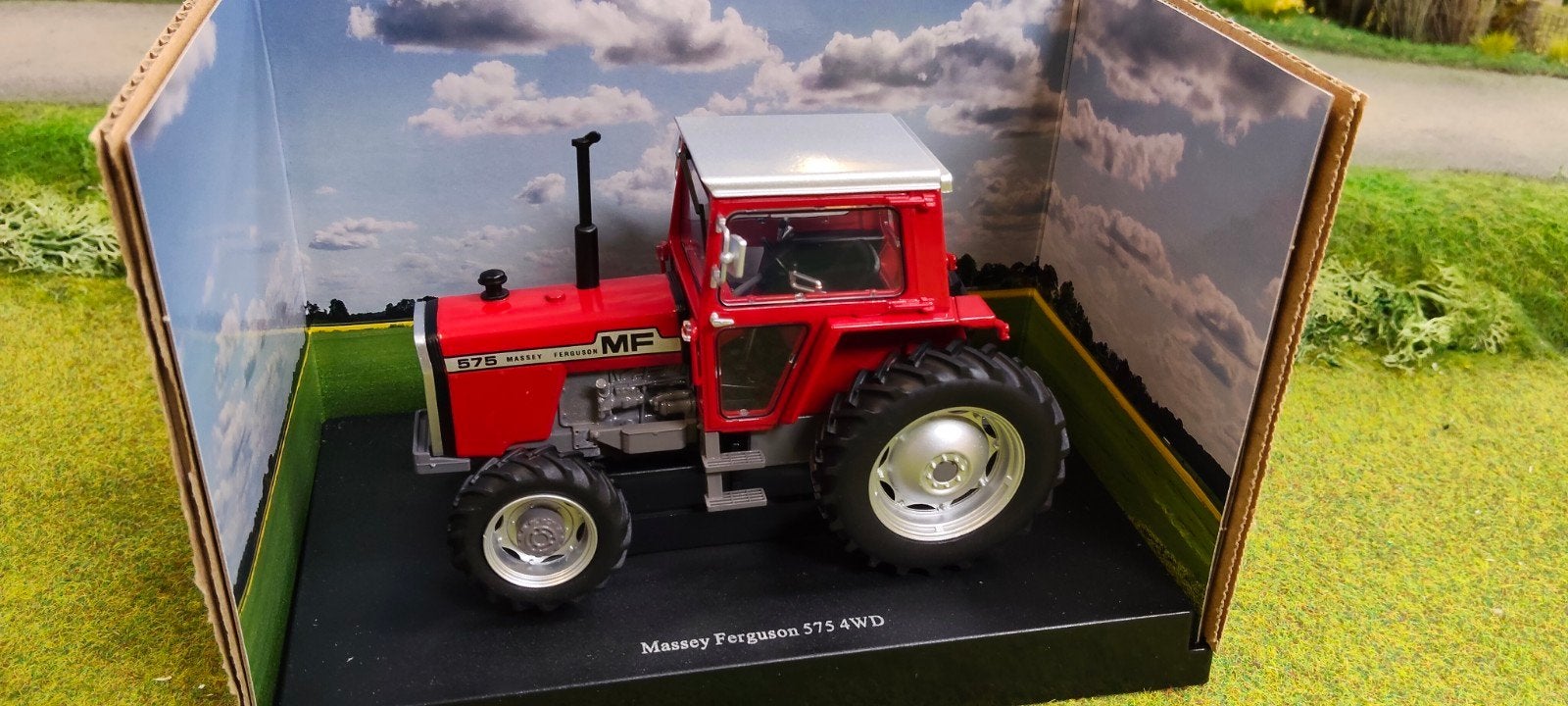 Massey Ferguson 575 UH, Nieuw, Uh, Universal Hobbies, Tractor of Landbouw