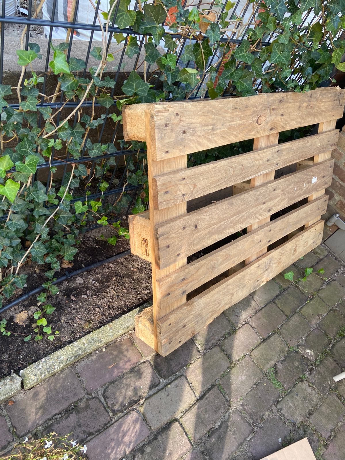 Mooie stevige houten pallet gratis ophalen, Doe-het-zelf en Verbouw, Hout en Planken, Gebruikt, 50 mm of meer, Pallet, Ophalen