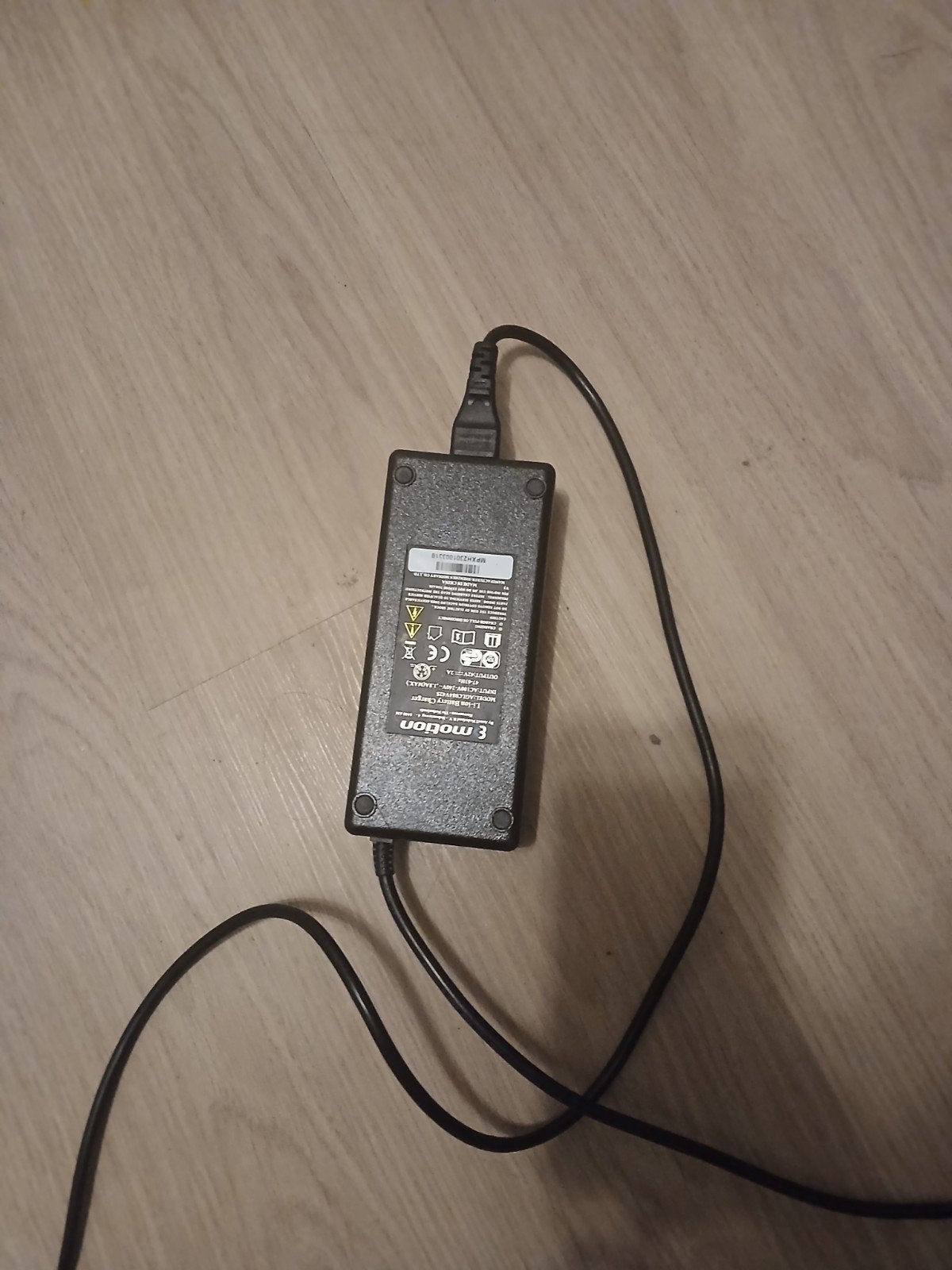 E-motion Oplader voor Elektrische Fiets/Scooter, Ophalen of Verzenden, Gebruikt
